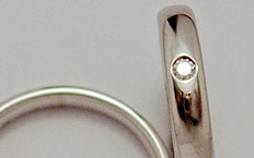 zeitlose Eheringe aus Weissgold