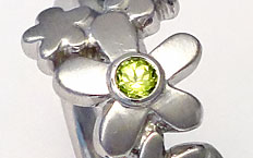 Blüemli mit Peridot