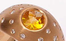 Ring aus Rotgold mit gelbem Citrin
